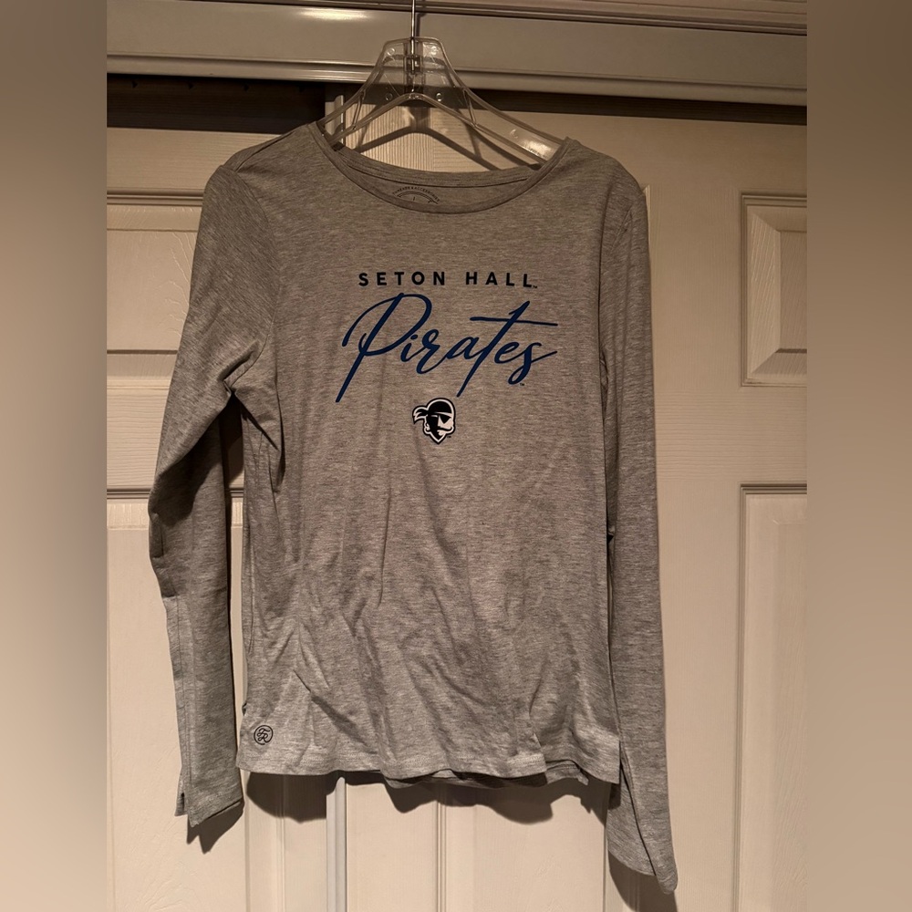 Seton Hall Pirates long sleeve T-Shirt